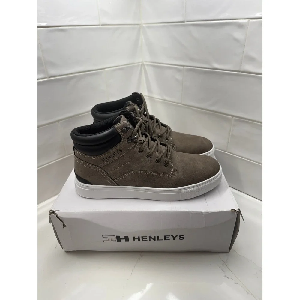 Henley Men's Bulgaria Sneaker Boots from Finish Line size‎ 9